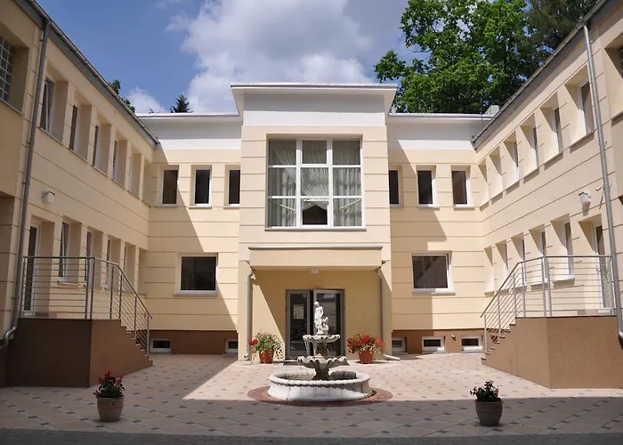 Uzdrowisko Zacisze Ośrodek wypoczynkowy *